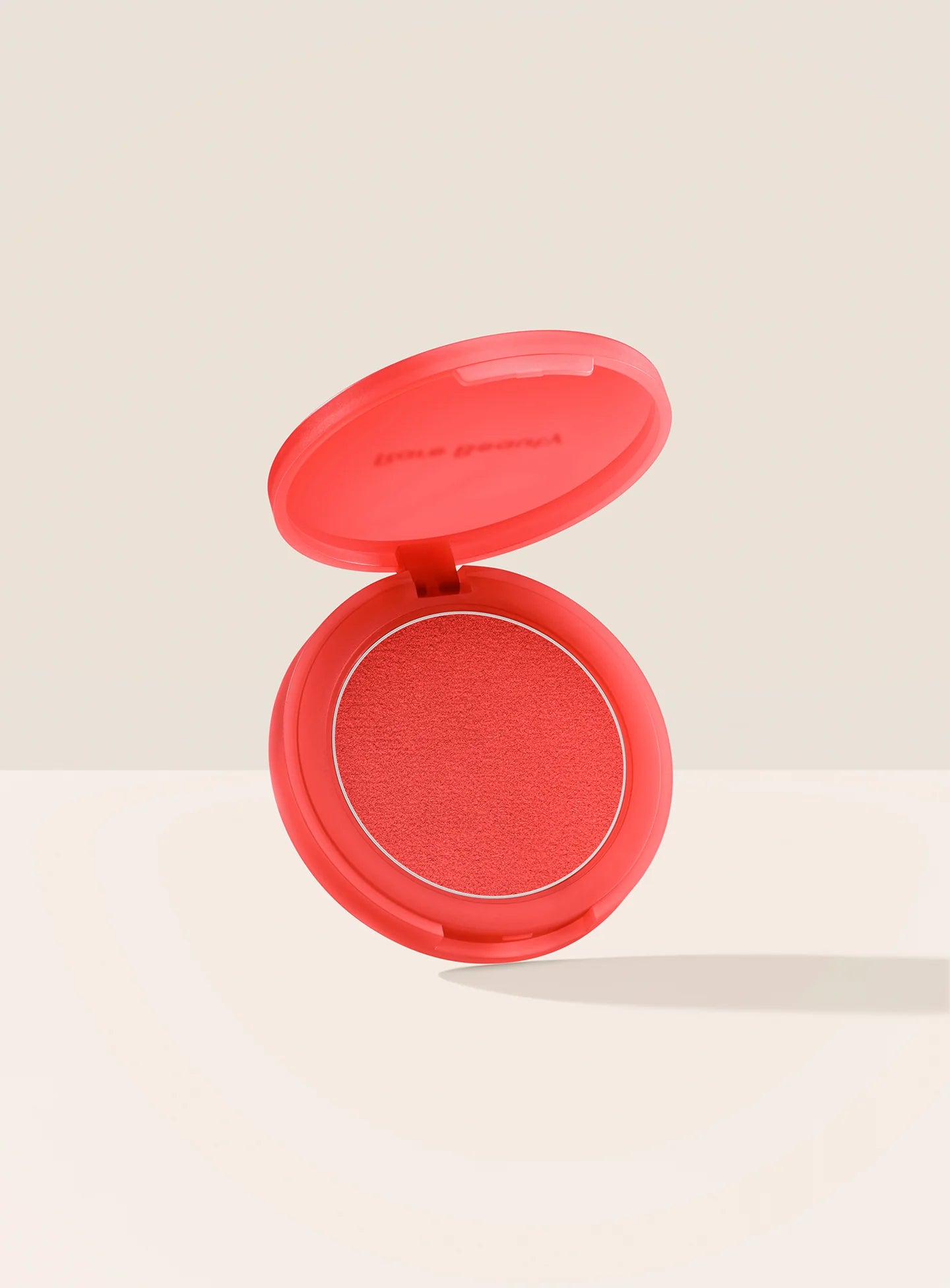 Velvety Matte Bouncy Blush for a Flawless Flush