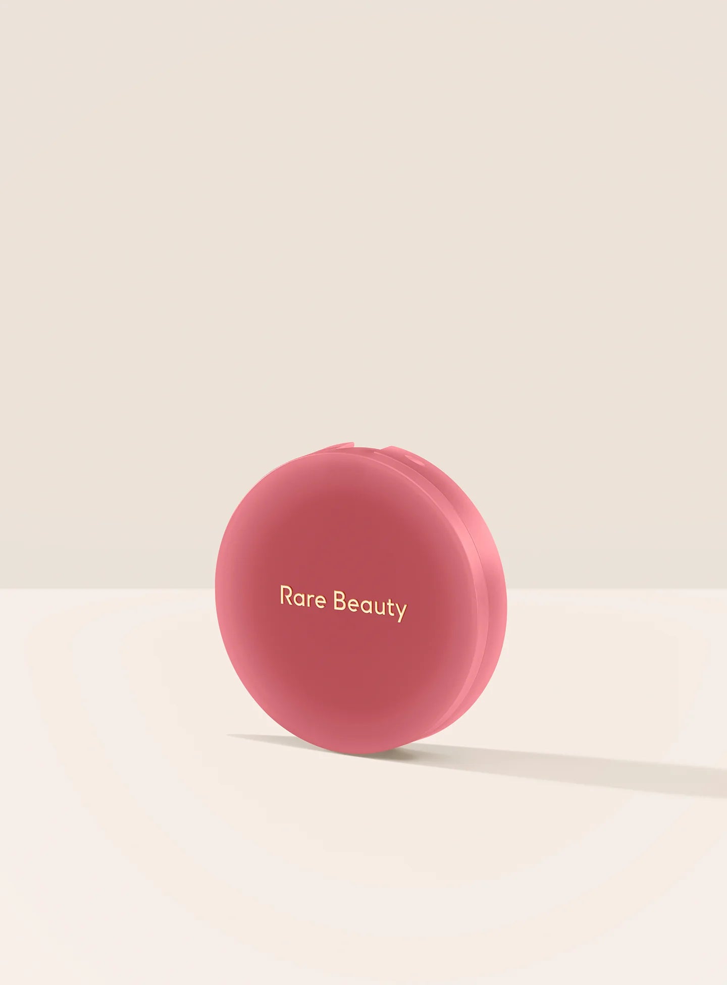 Velvety Matte Bouncy Blush for a Flawless Flush