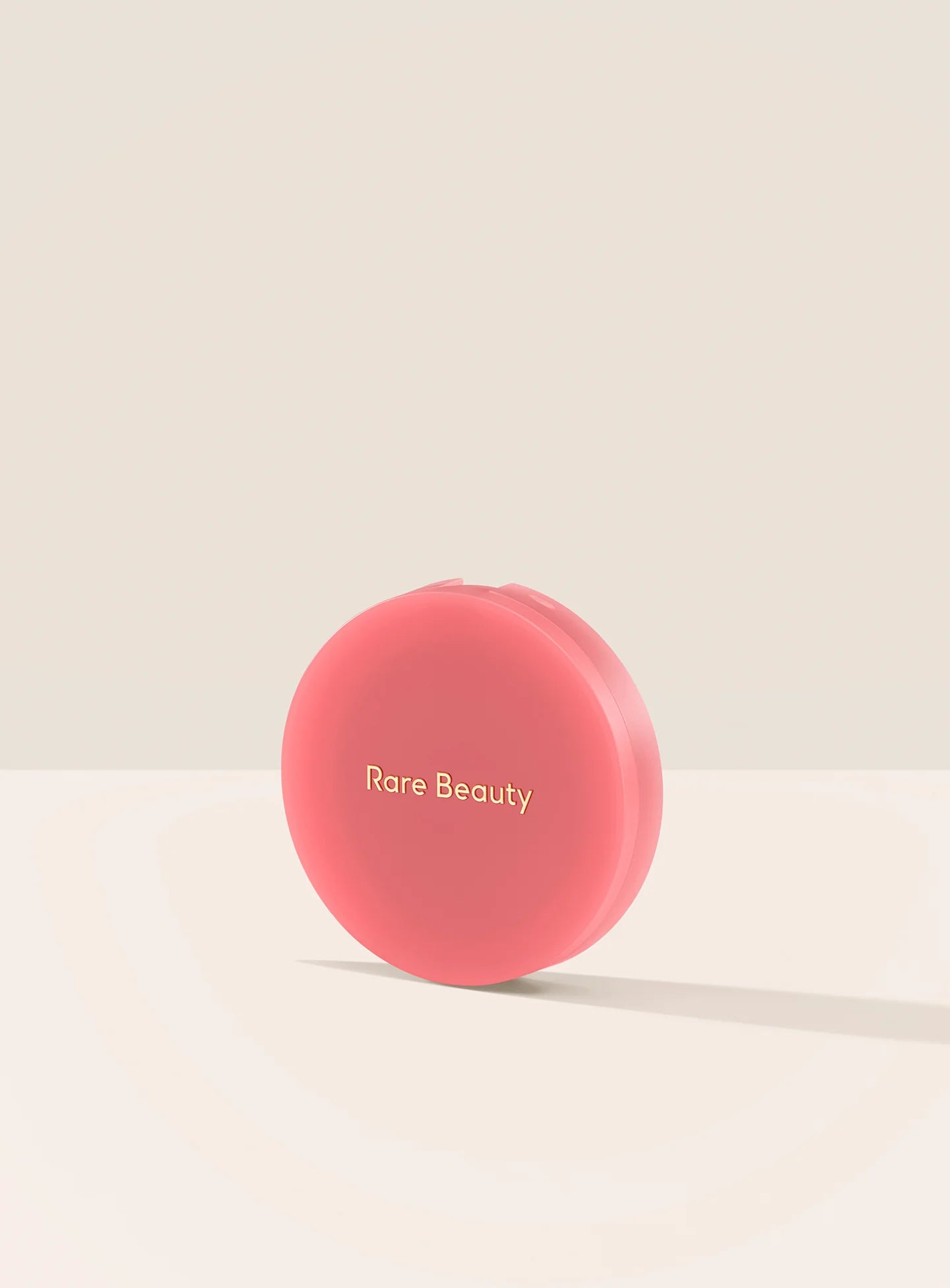 Velvety Matte Bouncy Blush for a Flawless Flush